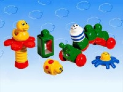 LEGO 2021-Clarence-Caterpilar