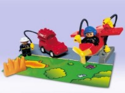 LEGO 3083-Fling-Action