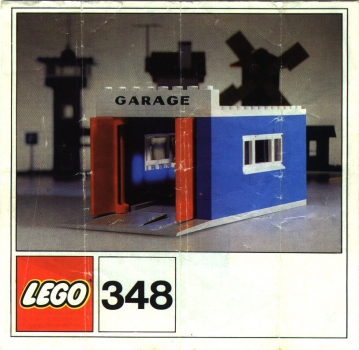 LEGO 348-Garage-with-Automatic-Door