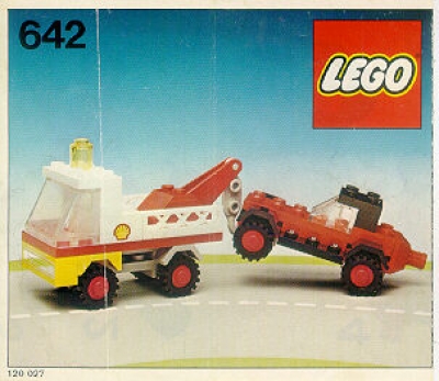 LEGO 642-Tow-Truck-and-Car