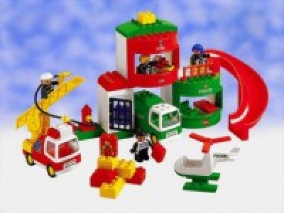 LEGO 2811-Rescue-Station